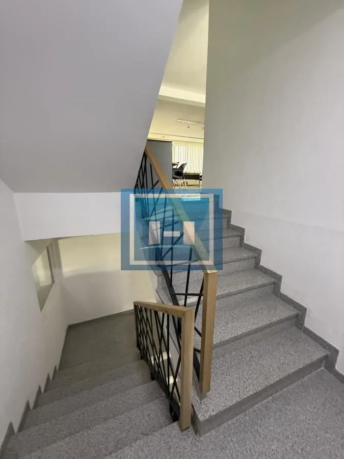 Rent, office space, 194m², Industrijska zona, Jagodina