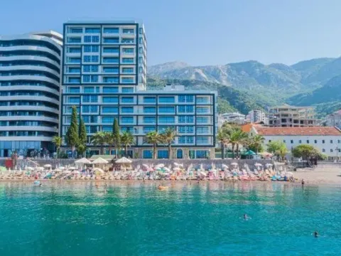 Prodaja, dvosoban stan, 106m², Rafailovići, Budva - image 1