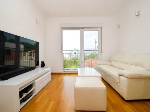 Sale, two bedroom apartment, 72m², Tivat, Crna Gora - image 2