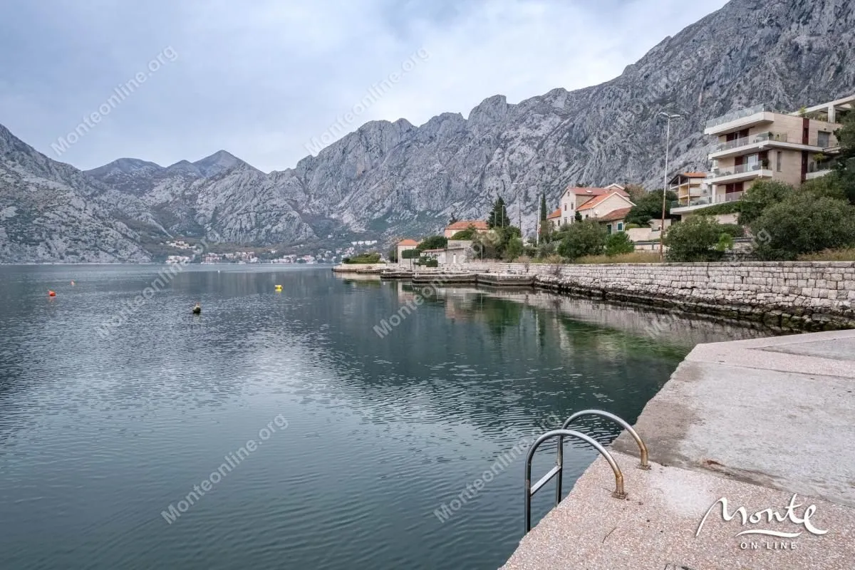 Prodaja, dvosoban stan, 44m², Ljuta, Kotor