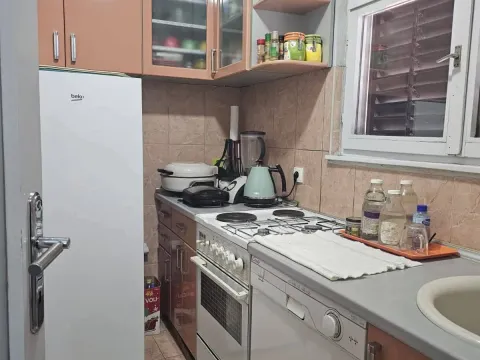 Prodaja, četvorosoban stan, 92m², Lepa Kata, Podgorica - image 12