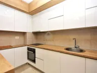 Izdavanje, dvosoban stan, 65m², City Kej, Podgorica - image 3