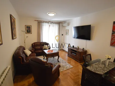 Izdavanje, dvosoban stan, 71m², Preko Morače, Podgorica - image 3