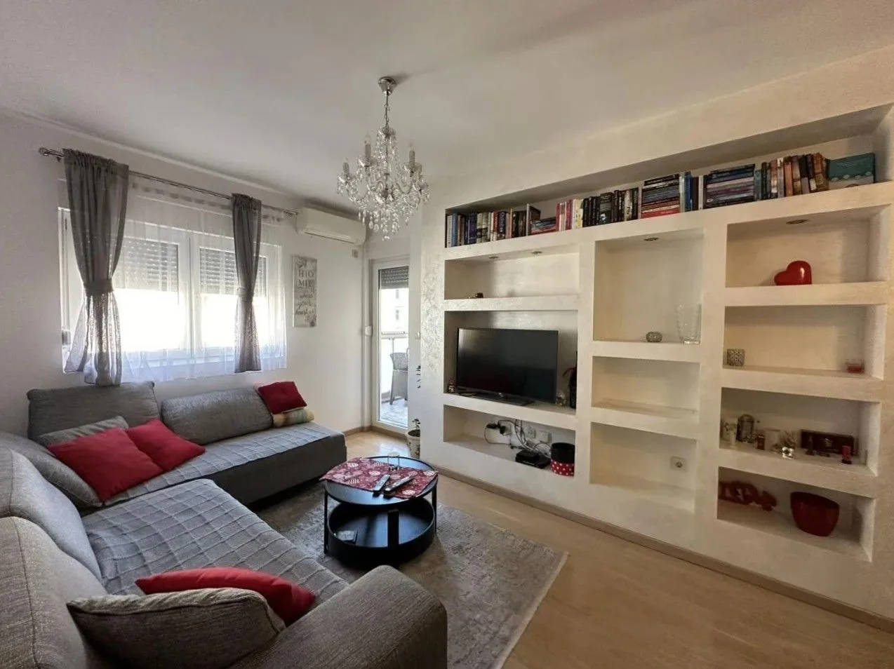 Rent, one bedroom apartment, 46m², City Kvart, Podgorica