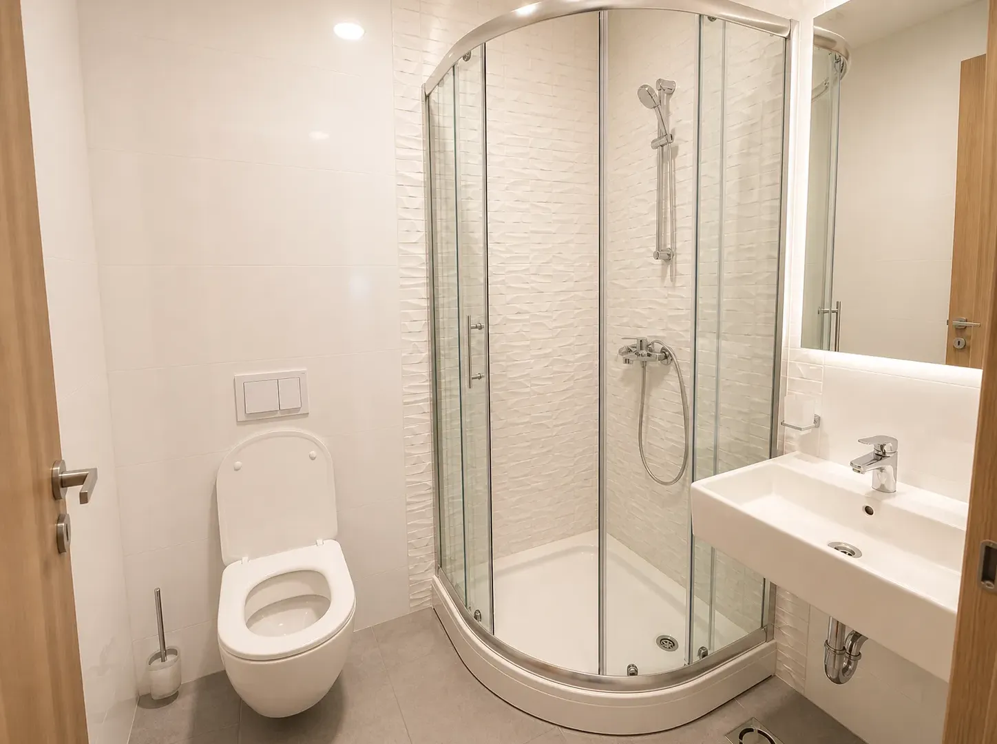 Izdavanje, četvorosoban stan, 113m², Master Kvart, Podgorica
