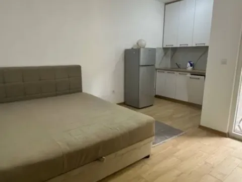 Izdavanje, garsonjera, 30m², Centar, Budva - image 3