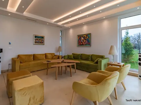 Sale, house, 380m², Belegiš, Stara Pazova - image 2