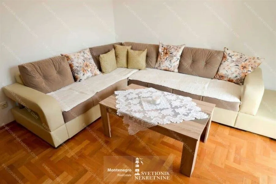 Prodaja, dvosoban stan, 72m², Đenovići, Herceg Novi