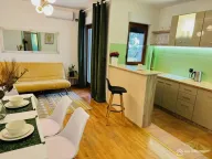 Sale, three bedroom apartment, 120m², Petrovac, Budva - image 2