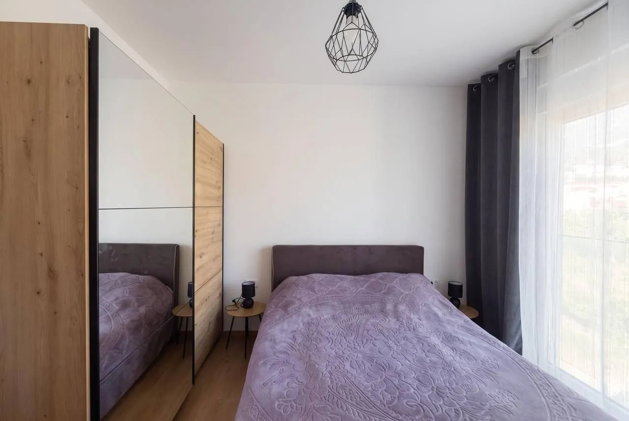 Rent, one bedroom apartment, 47m², Centar, Budva
