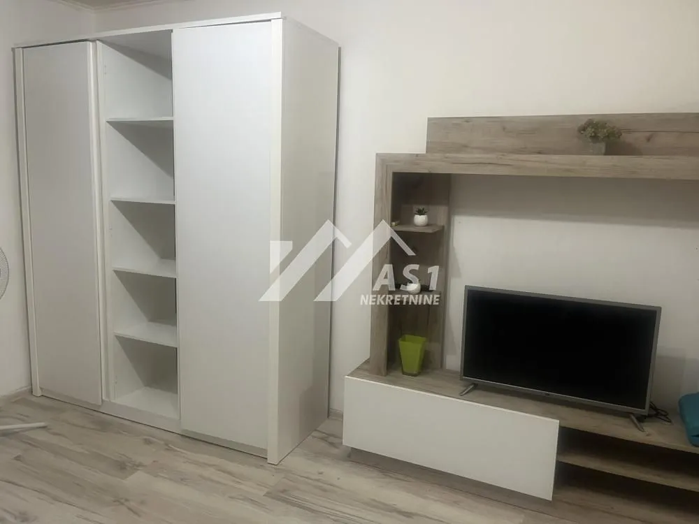 Izdavanje, stan, 25m², Telep, Novi Sad Sve Podlokacije