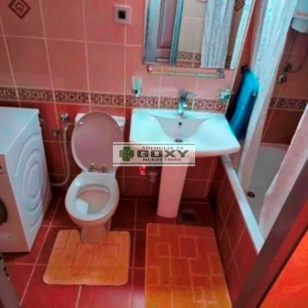 Prodaja, dvosoban stan, 75m², Novi Beograd Blok 61, Novi Beograd Sve Podlokacije