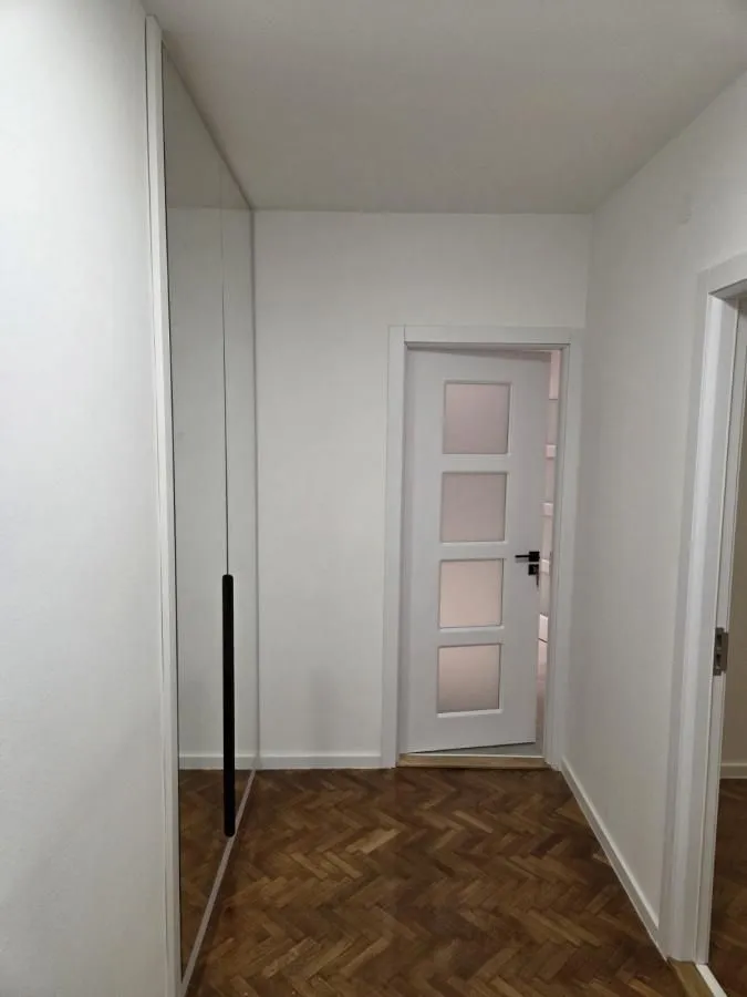 Prodaja, trosoban stan, 64m², Bulevar Oslobodjenja, Novi Sad Sve Podlokacije