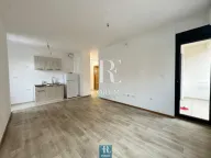 Izdavanje, dvosoban stan, 60m², City Kvart, Podgorica - image 1