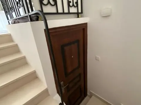 Sale, four bedroom apartment, 82m², Sveti Stefan, Budva - image 21