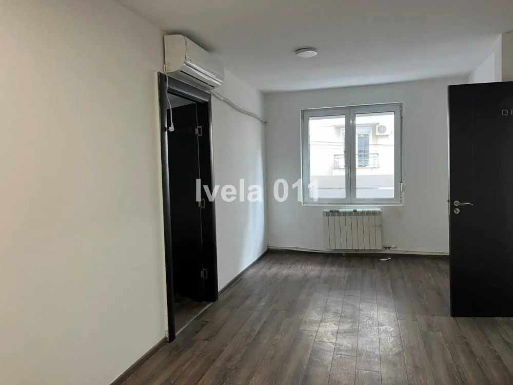 Rent, office space, 146m², Đeram Pijaca, Beograd