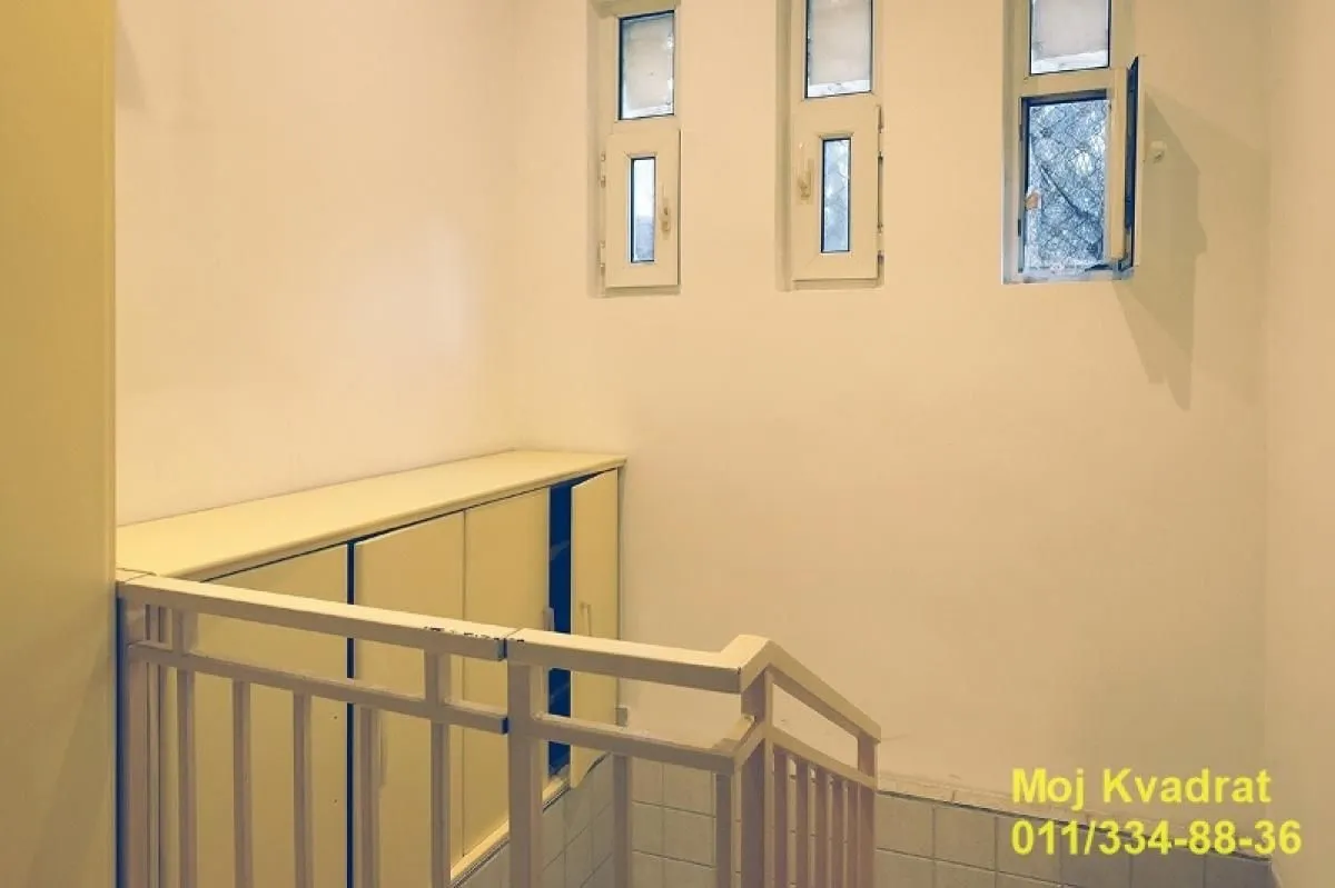 Prodaja, kuća, 143m², Uciteljsko Naselje, Zvezdara Sve Podlokacije
