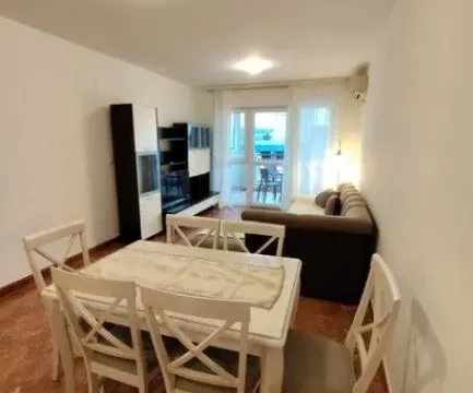 Izdavanje, jednosoban stan, 53m², Centar, Bar - image 6