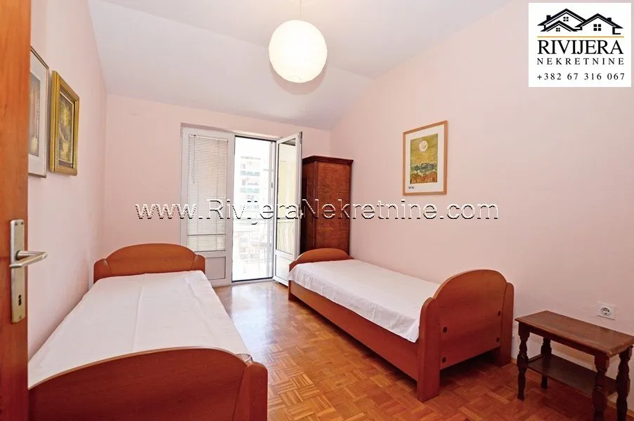 Prodaja, kuća, 184m², Savina, Herceg Novi