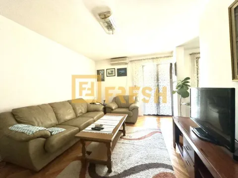 Izdavanje, dvosoban stan, 74m2, Malo Brdo, Podgorica Izdavanje, dvosoban stan, 74m2, Malo Brdo, Podgorica