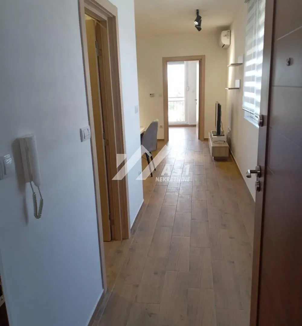 Izdavanje, dvosoban stan, 45m², Adice, Novi Sad Sve Podlokacije