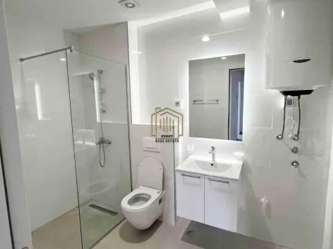 Prodaja, trosoban stan, 106m², Stari Aerodrom, Podgorica - image 6