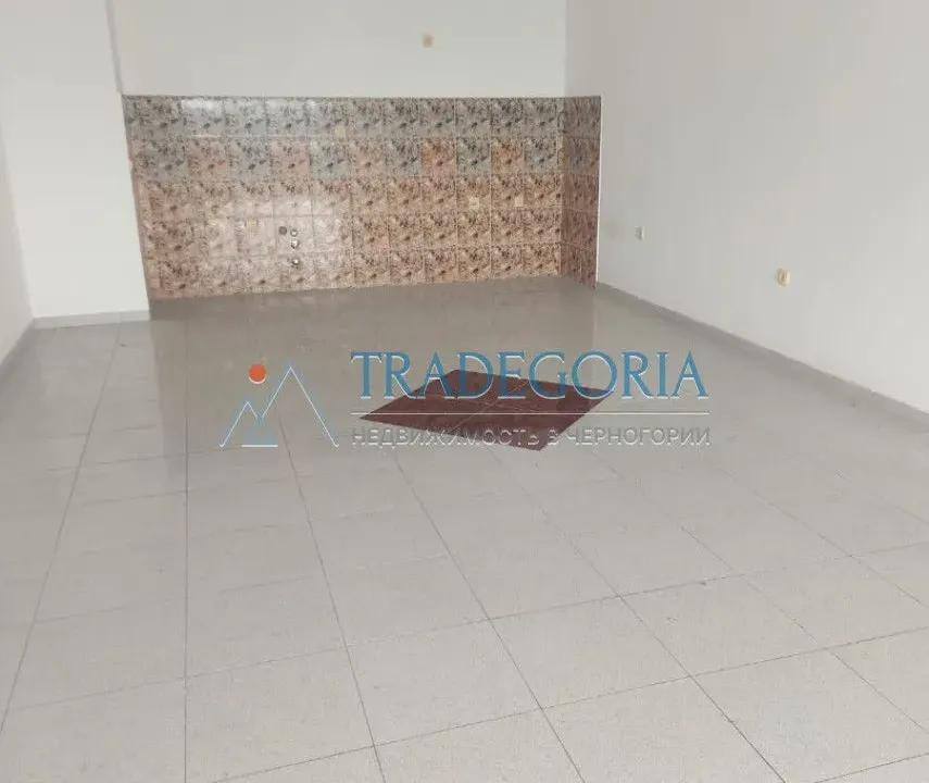 Prodaja, dvosoban stan, 95m², Bar, Crna Gora