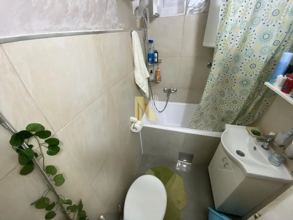 Prodaja, jednosoban stan, 41m², Sajmište, Novi Sad