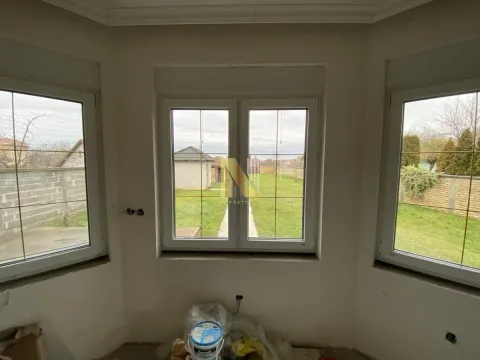 Prodaja, kuća, 304m², Centar, Žabljak - image 6