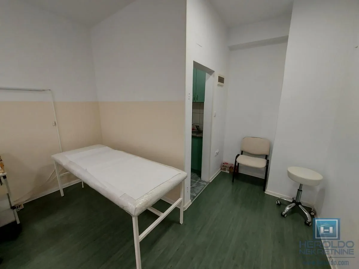 Rent, office space, 54m², Centar, Jagodina