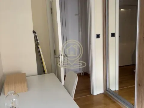 Izdavanje, jednosoban stan, 33m², Stari Grad, Beograd - image 6