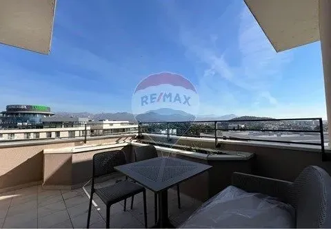 Izdavanje, trosoban stan, 140m², Kruševac, Podgorica - image 18