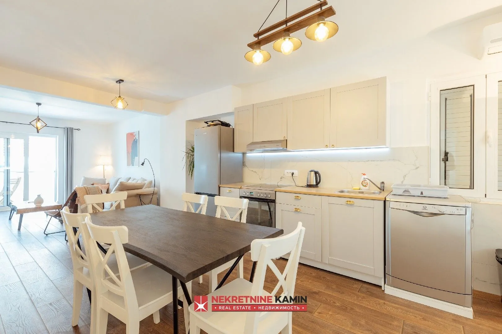 Prodaja, trosoban stan, 103m², Muo, Kotor