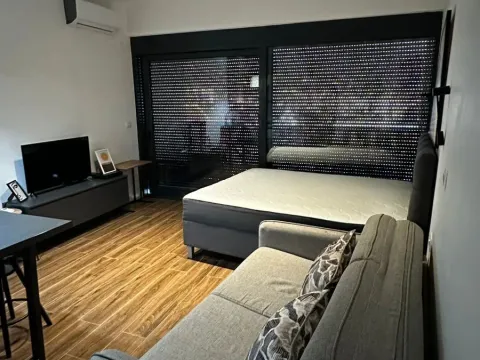 Izdavanje, stan, 36m², Centar, Bar - image 5