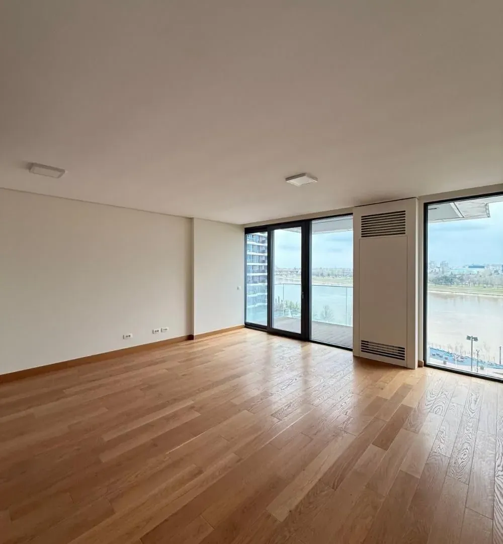 Rent, four bedroom apartment, 117m², Savski Venac, Beograd