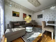 Izdavanje, dvosoban stan, 60m², Blok 9, Podgorica - image 1