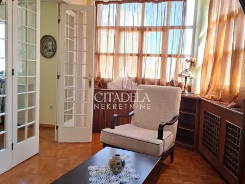 Izdavanje, stan, 101m², Kalenić Pijaca, Vračar Sve Podlokacije - image 13