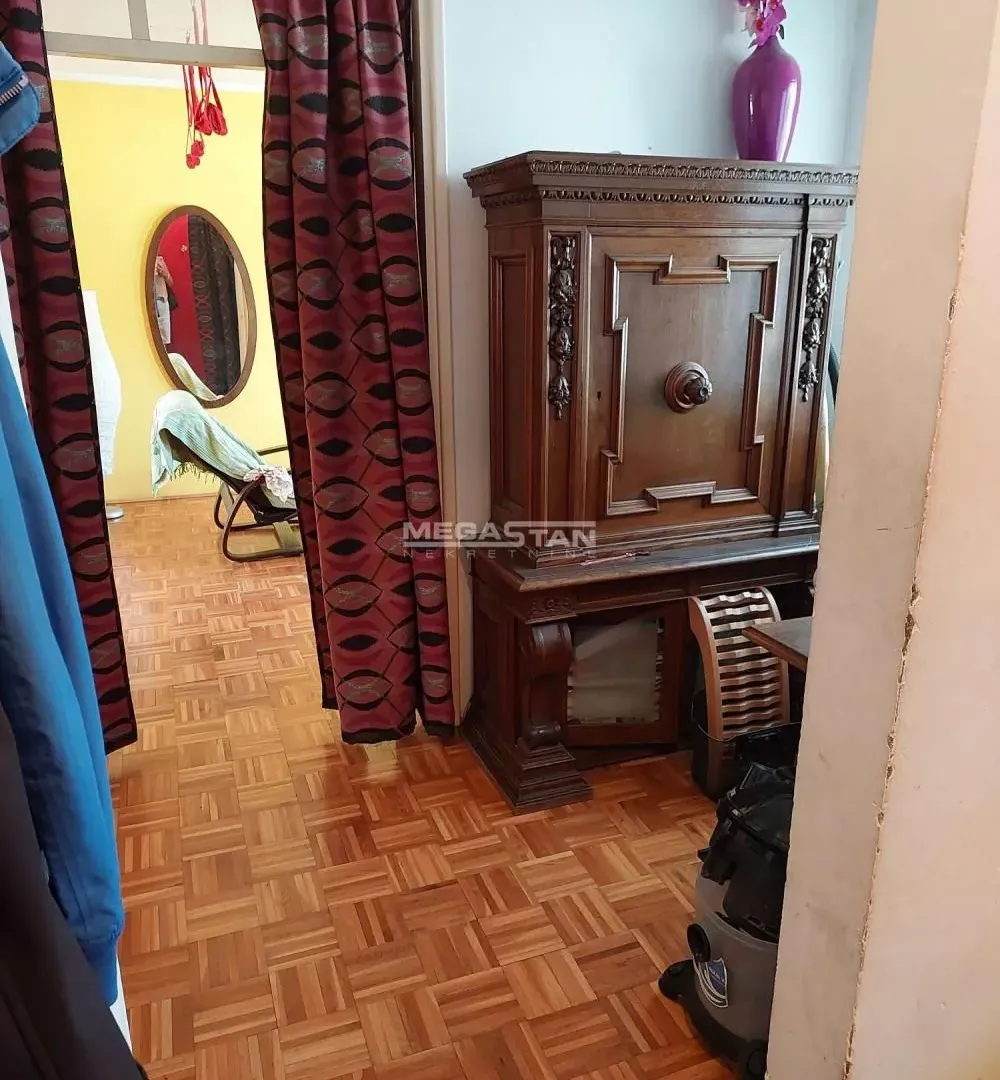 Sale, three bedroom apartment, 88m², Novi Beograd Blok 72, Novi Beograd Sve Podlokacije
