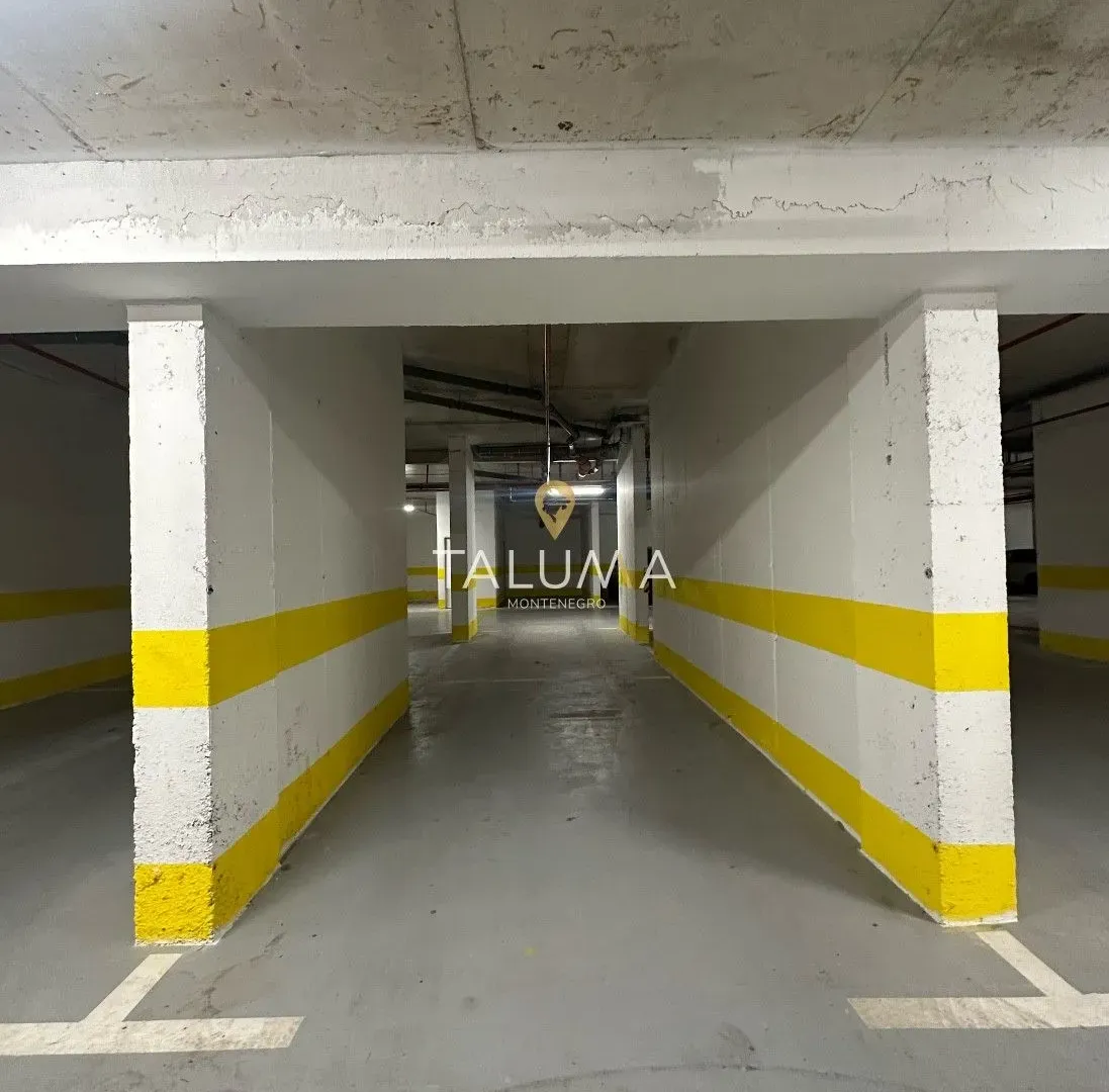 Prodaja, jednosoban stan, 56m², Tološi, Podgorica