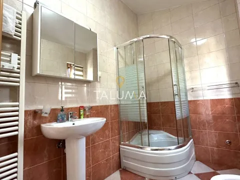 Rent, house, 130m², Zelenika, Podgorica - image 11