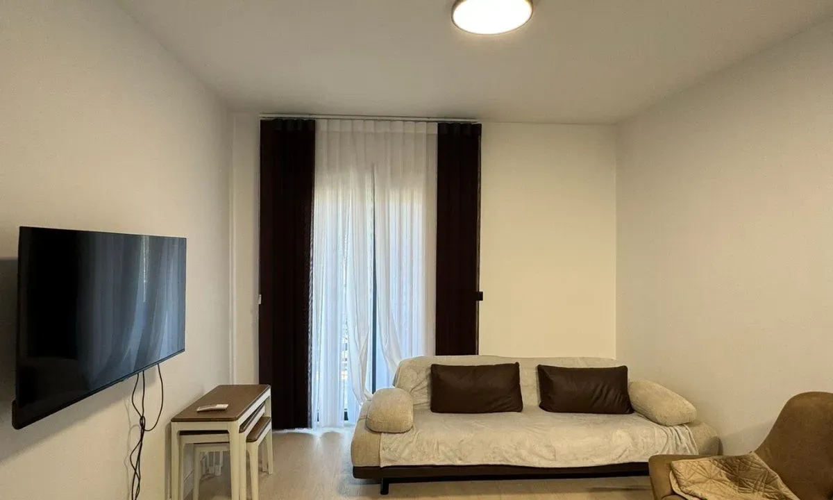 Rent, one bedroom apartment, 53m², 1 maj, Podgorica