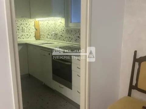 Rent, two bedroom apartment, 70m², Kalenić Pijaca, Vračar Sve Podlokacije - image 3