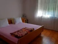 Izdavanje, kuća, 120m², Kunje, Bar - image 6