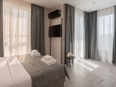 Rent, one bedroom apartment, 35m², Dobra Voda, Budva - image 7