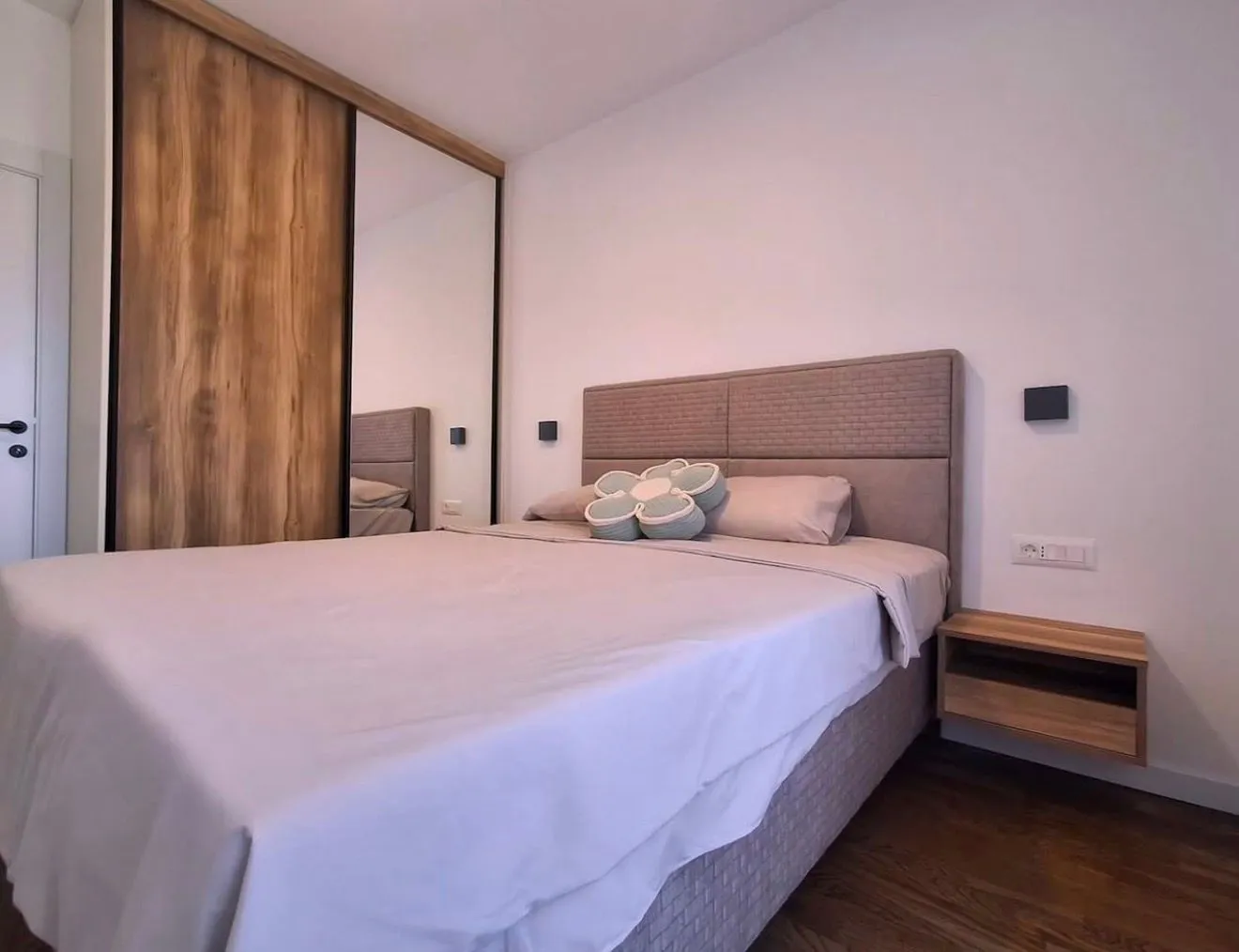 Izdavanje, jednosoban stan, 46m², Stari Aerodrom, Podgorica