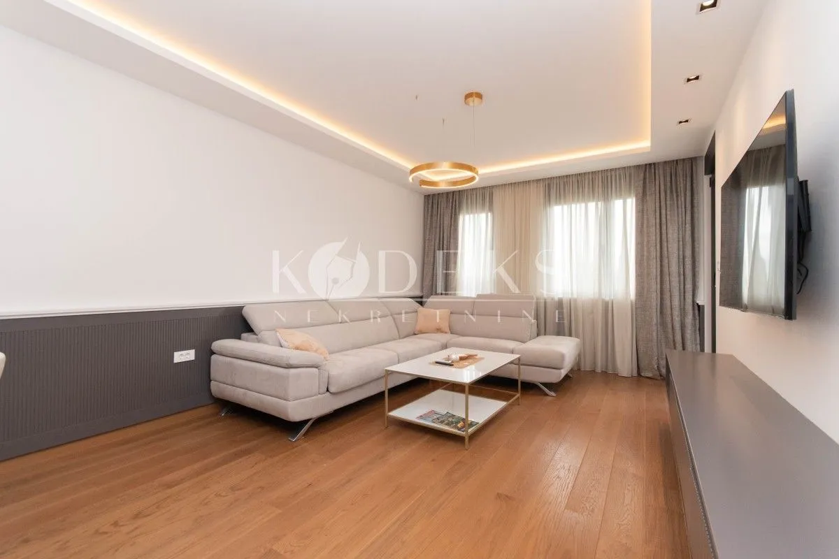 Rent, two bedroom apartment, 72m², City Kvart, Podgorica