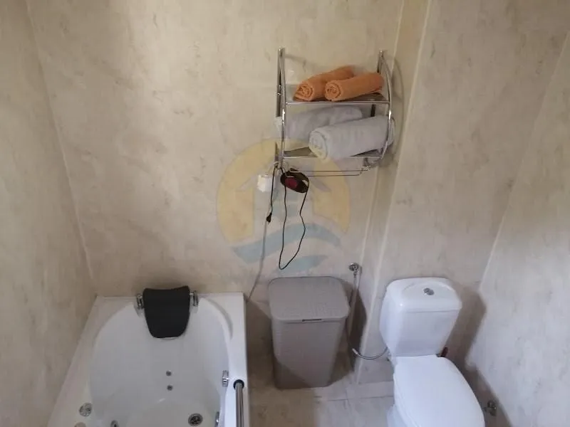Sale, four bedroom apartment, 200m², Petrovac, Budva