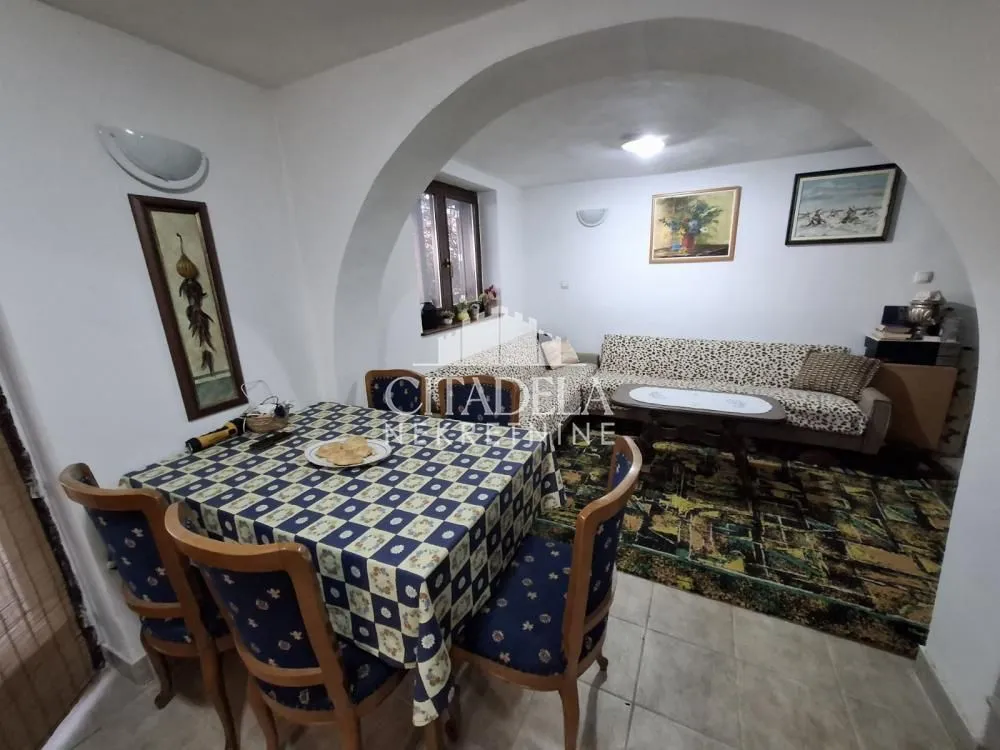 Prodaja, kuća, 70m², Irig, Srbija