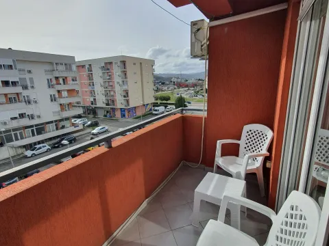 Rent, studio apartment, 30m², Tuški Put, Podgorica - image 3