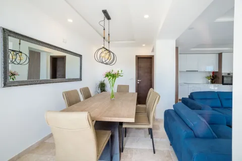 Prodaja, kuća, 170m², Bečići, Budva - image 12